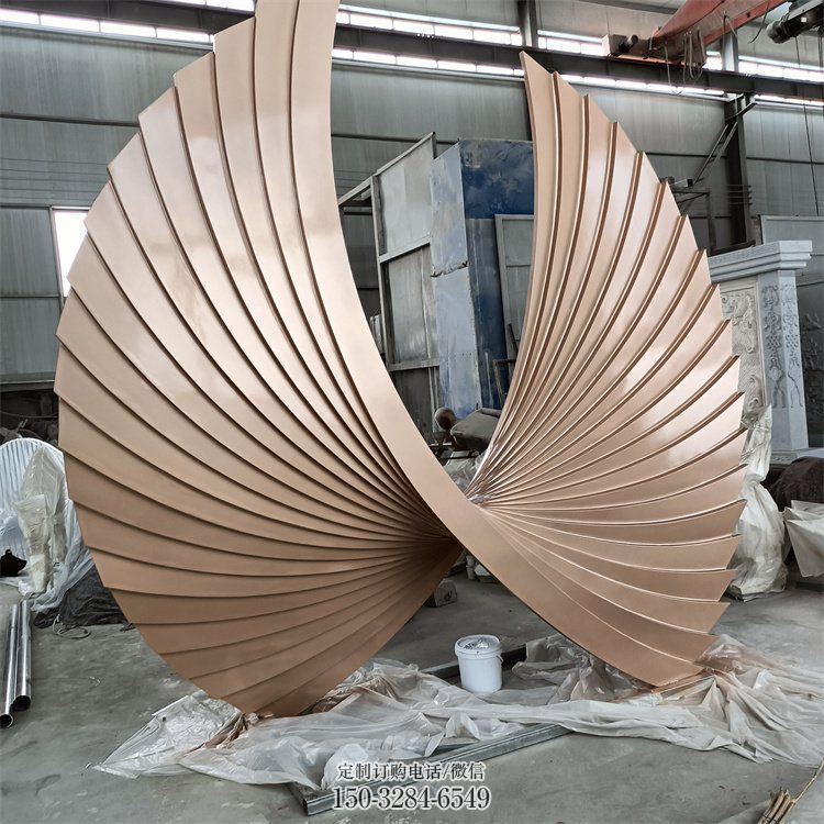 小店羽翼雕塑常用，景观概念，不锈钢羽翼雕塑展品